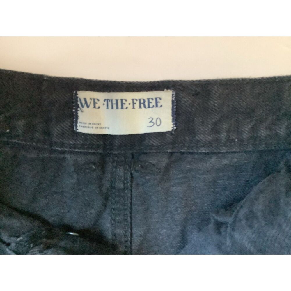 Free People We The Free Black Distressed Denim Cutoff Shorts Size 30 - Picture 6 of 6